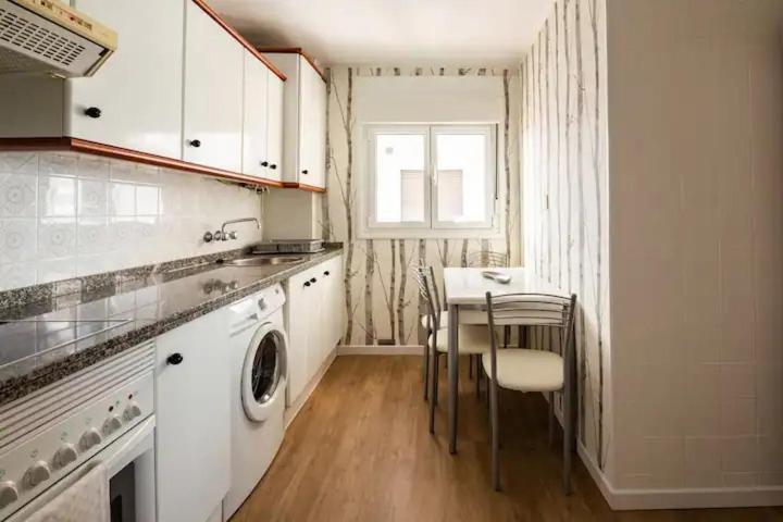 Apartamento Ezcurdia 22 Playa De San Lorenzo Primera Linea 기욘 외부 사진