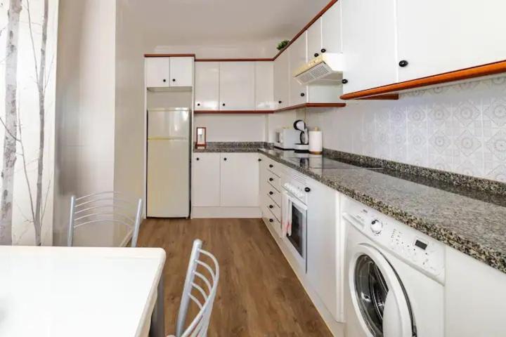 Apartamento Ezcurdia 22 Playa De San Lorenzo Primera Linea 기욘 외부 사진
